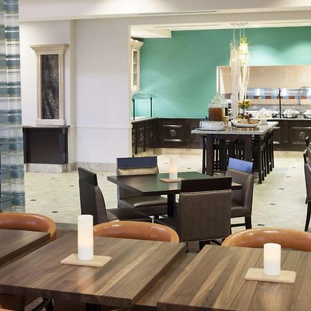 Hilton Garden Inn Dallas Луїсвілл Екстер'єр фото