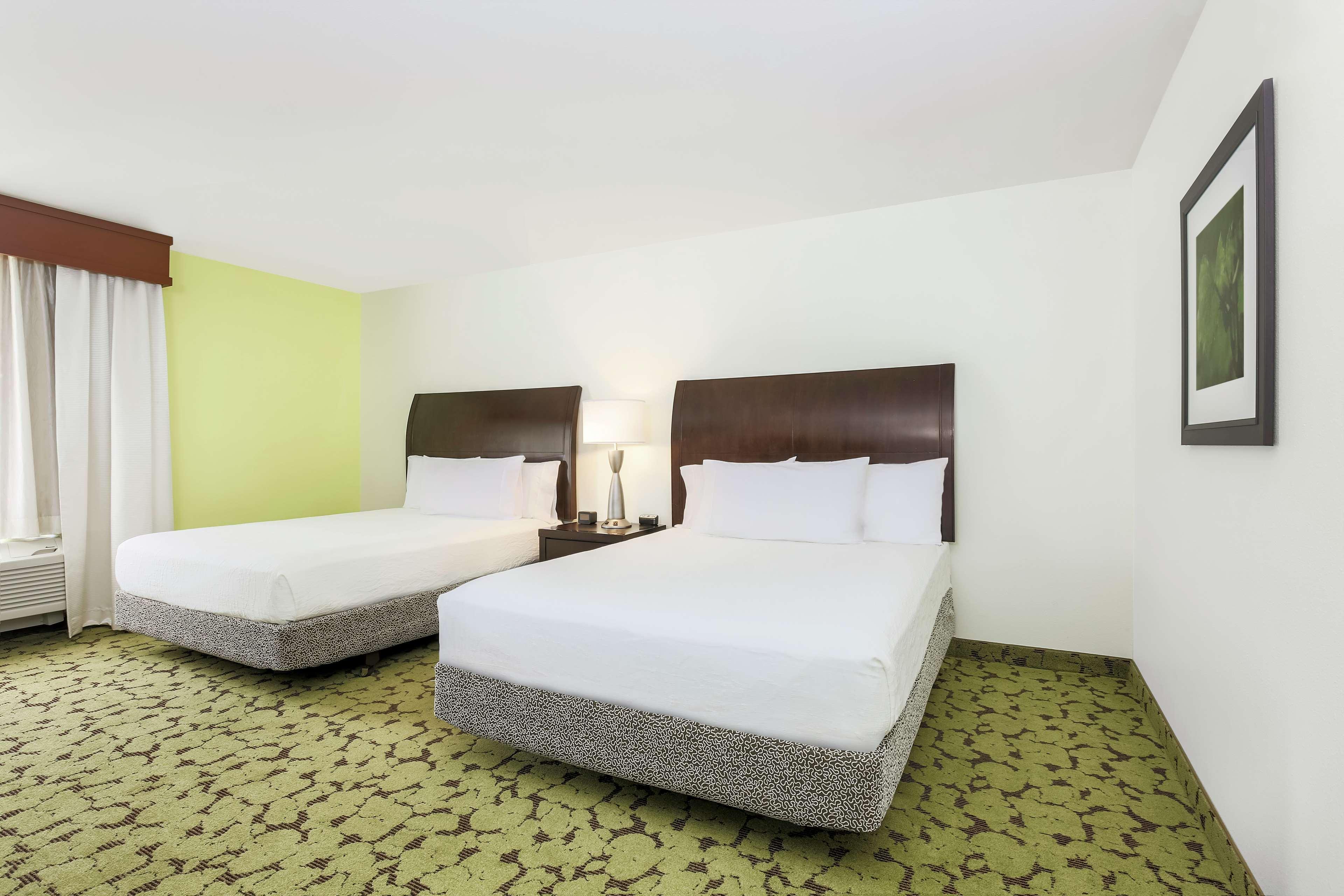 Hilton Garden Inn Dallas Луїсвілл Екстер'єр фото