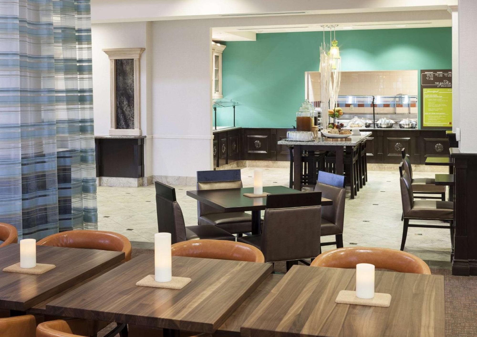 Hilton Garden Inn Dallas Луїсвілл Екстер'єр фото